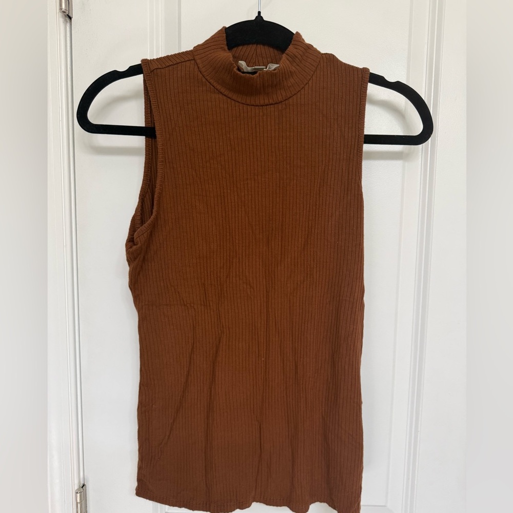 Sleeveless Rust Brown Ribbed Top